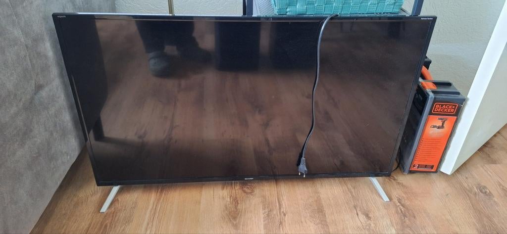 Sharp smart tv, Audio, Tv en Foto, Televisies, Ophalen, Gebruikt, 50 Hz, 80 tot 100 cm