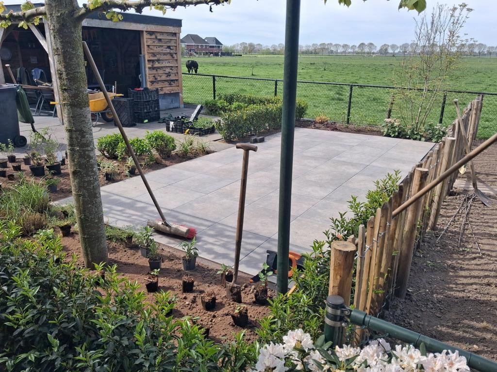 Tuinman hovenier stratenmaker voor al uw tuinklussen!!!