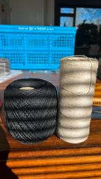 Zwart en Beige borduur (?) garen/ draad, Ophalen of Verzenden, Zo goed als nieuw