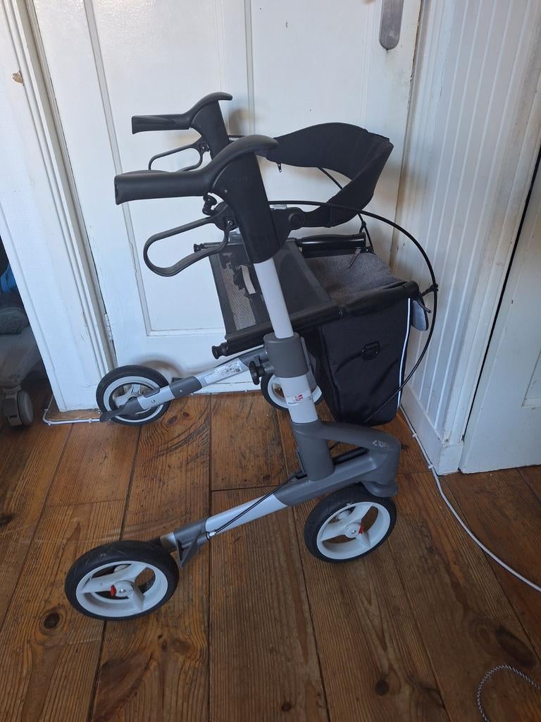 Topro troja 5g Rollator Lichtgewicht Inklapbaar., Diversen, Ophalen, Opvouwbaar, Gebruikt