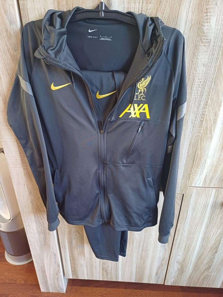 Liverpool Nike trainingspak maat M, Ophalen, Zo goed als nieuw, Zwart