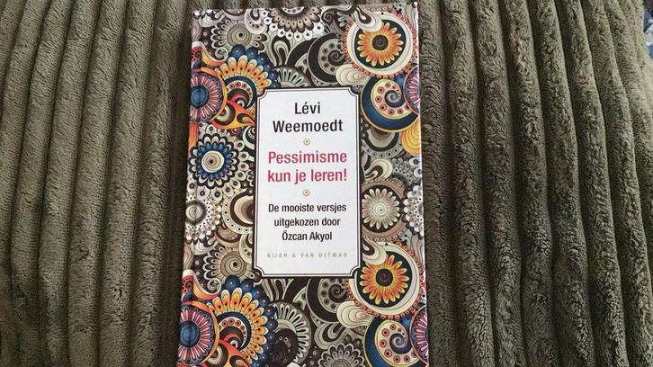 Levi Weemoedt - Pessimisme kun je leren!, Boeken, Gedichten en Poëzie, Zo goed als nieuw, Ophalen of Verzenden
