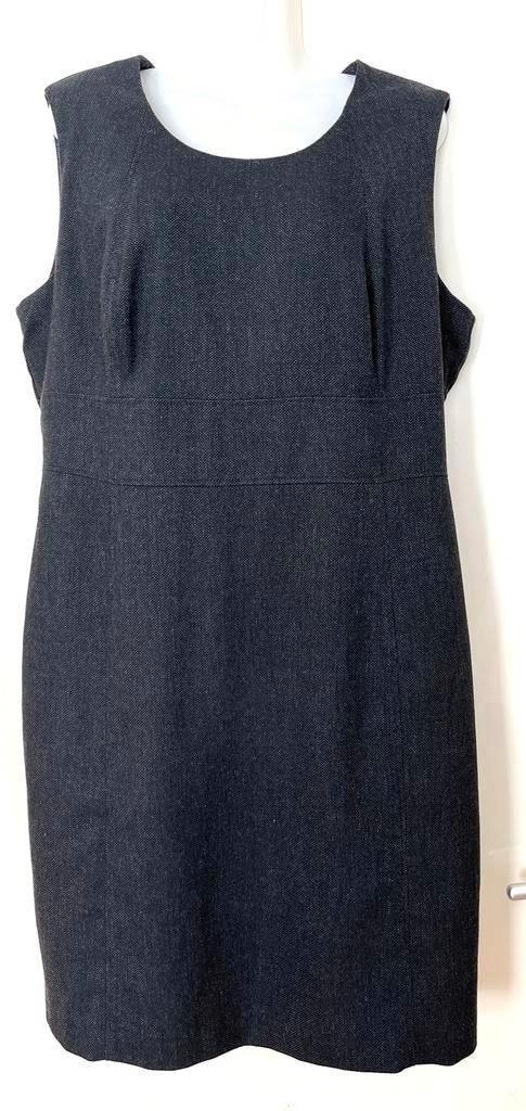 Promiss jurk maat 44 [DM], Kleding | Dames, Jurken, Nieuw, Maat 42/44 (L), Grijs, Knielengte, Ophalen of Verzenden