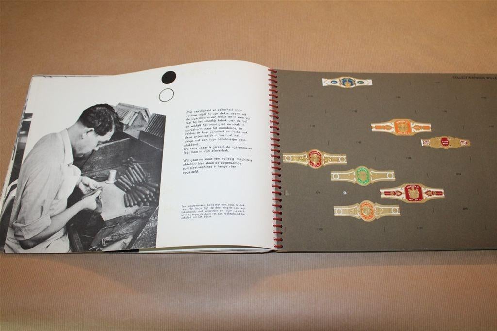 Album voor sigarenringen. 1959. Sigarenbandjes Willem 2., Gebruikt, N.v.t., N.v.t., Ophalen of Verzenden