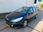 Peugeot 307 Break 1.6 HDiF Premium AIRCO TREKHAAK, Auto's, Voorwielaandrijving, Gebruikt, 1288 kg, 4 cilinders