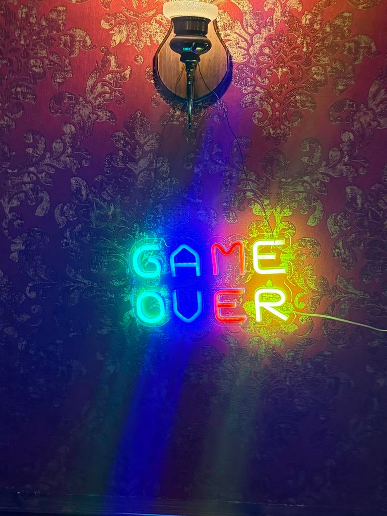 Neon LED bord 'GAME OVER' - Unieke decoratie, Ophalen of Verzenden, Zo goed als nieuw