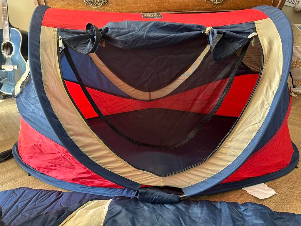 Deryan peuter tent, met slaapzak en matras, Ophalen of Verzenden, Zo goed als nieuw, Tot en met 2