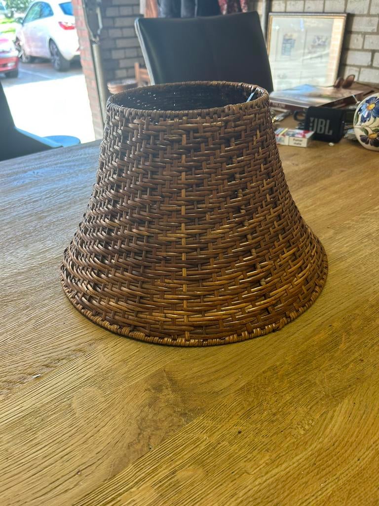 Rieten lampenkap, Huis en Inrichting, Lampen | Lampenkappen, Ophalen of Verzenden, Zo goed als nieuw, Rond, 50 cm of meer