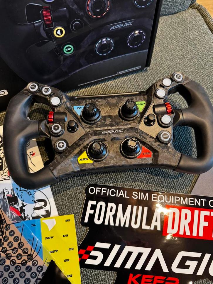 Simagic GT Neo + Maglink sim racing stuur, Computers en Software, Joysticks, Zo goed als nieuw, Ophalen of Verzenden