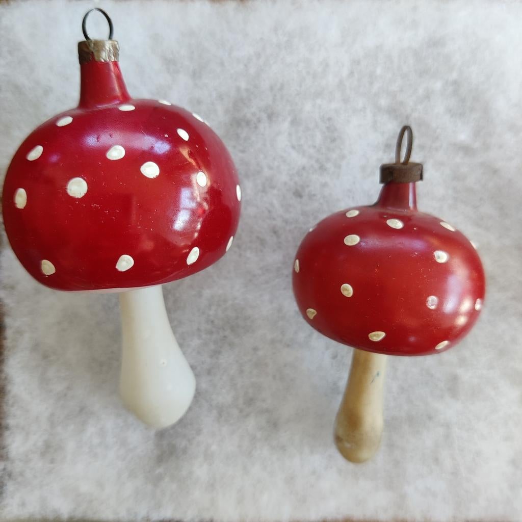 2 oude paddestoelen, Diversen, Kerst, Ophalen of Verzenden