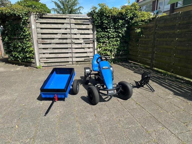 Een mooie Berg skelter vanaf 7 jaar extra stoel en aanhanger, Kinderen en Baby's, Speelgoed | Buiten | Skelters, Zo goed als nieuw