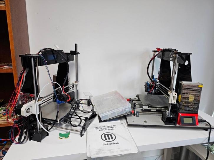 3D printers 2  stuks!, Computers en Software, 3D Printers, Gebruikt, Ophalen