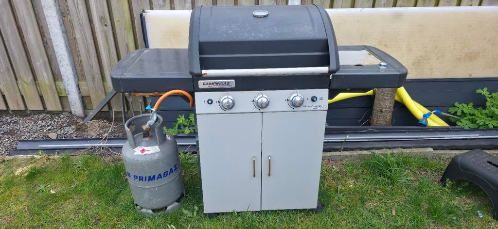 Campingaz gas BBQ met 2 zones, bakplaat, kookpit + gasfles, Ophalen, Gebruikt, Campingaz