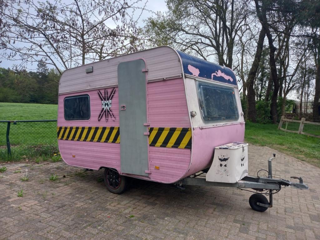 Festival caravan 750kg, Sterckeman, Treinzit, Particulier, 5 tot 6 meter
