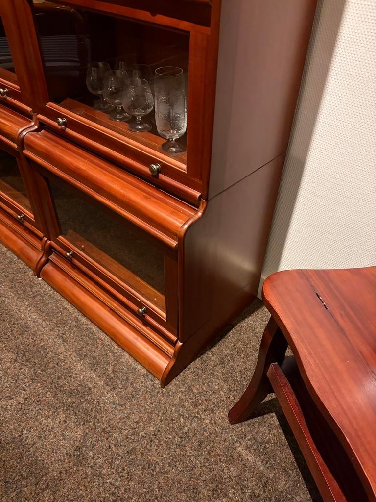 Boekenkasten model Globe Wernicke Boeken kast, Met klep(pen), 200 cm of meer, Kersenhout, 25 tot 50 cm