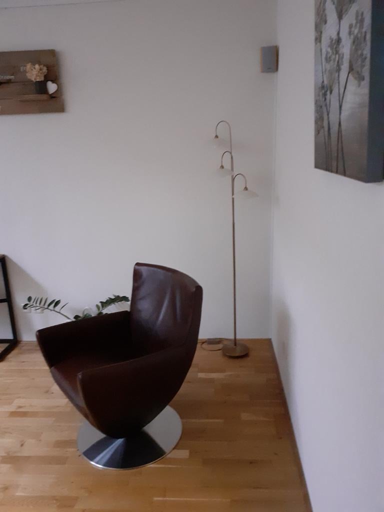 Mooie leren fauteuil, Ophalen of Verzenden, Zo goed als nieuw, 50 tot 75 cm