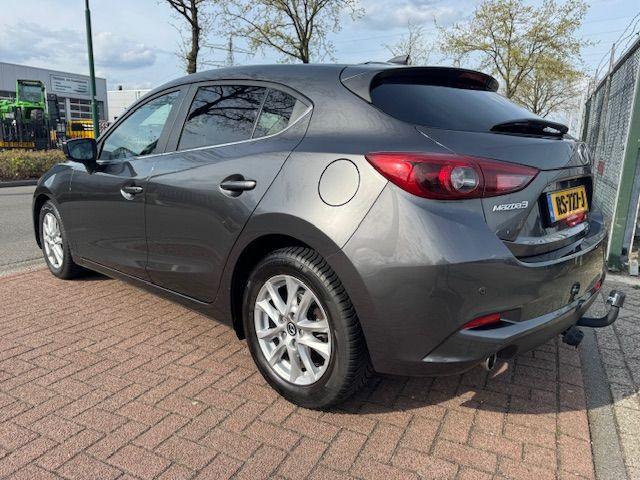 Mazda 3 2.2 SkyActiv-D 150 5deurs SkyLease+ Euro6 108.000km, Voorwielaandrijving, Stof, Gebruikt, 4 cilinders