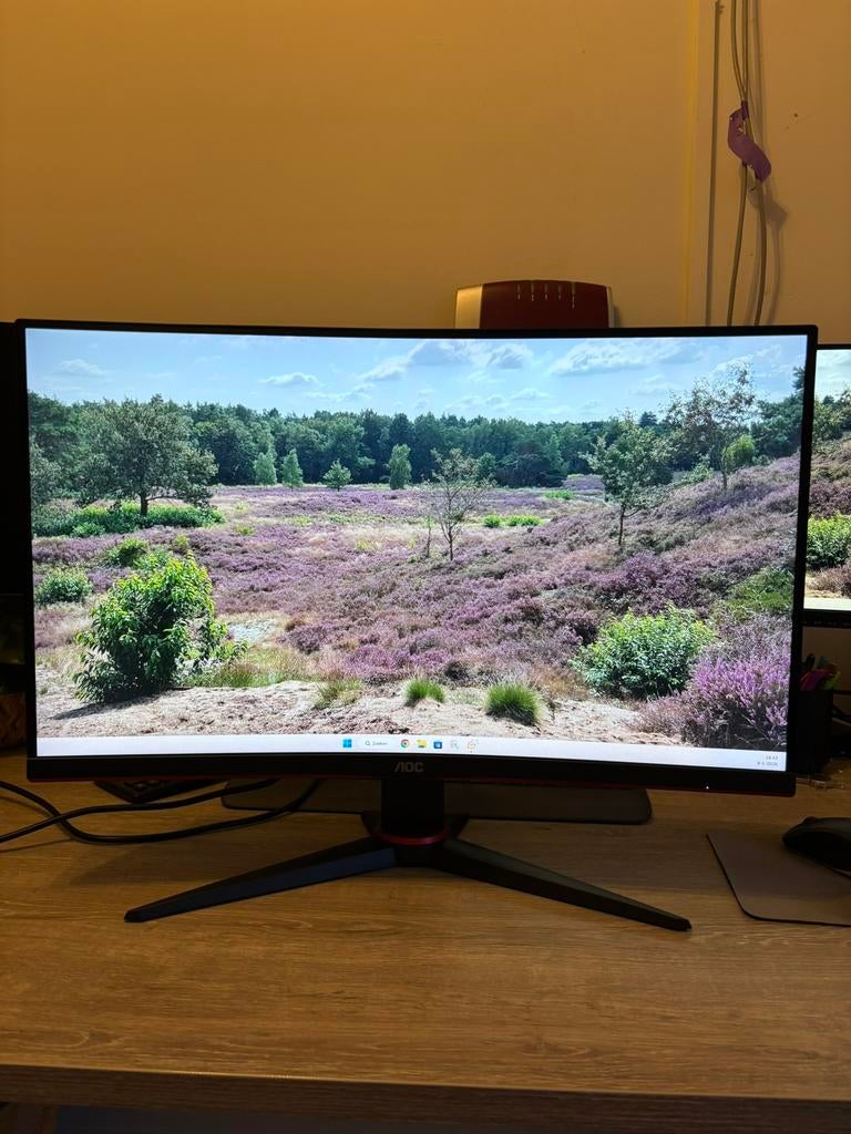 AOC C27G2AE, Kantelbaar, Ophalen of Verzenden, Zo goed als nieuw, 151 t/m 200 Hz