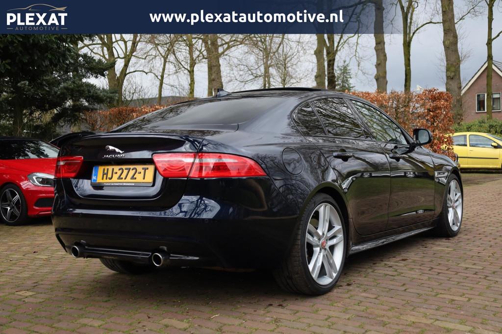 Jaguar XE 2.0 Portfolio Aut.| R-Sport | Panorama | Stoelverw, Achterwielaandrijving, 4 cilinders, Blauw, XE