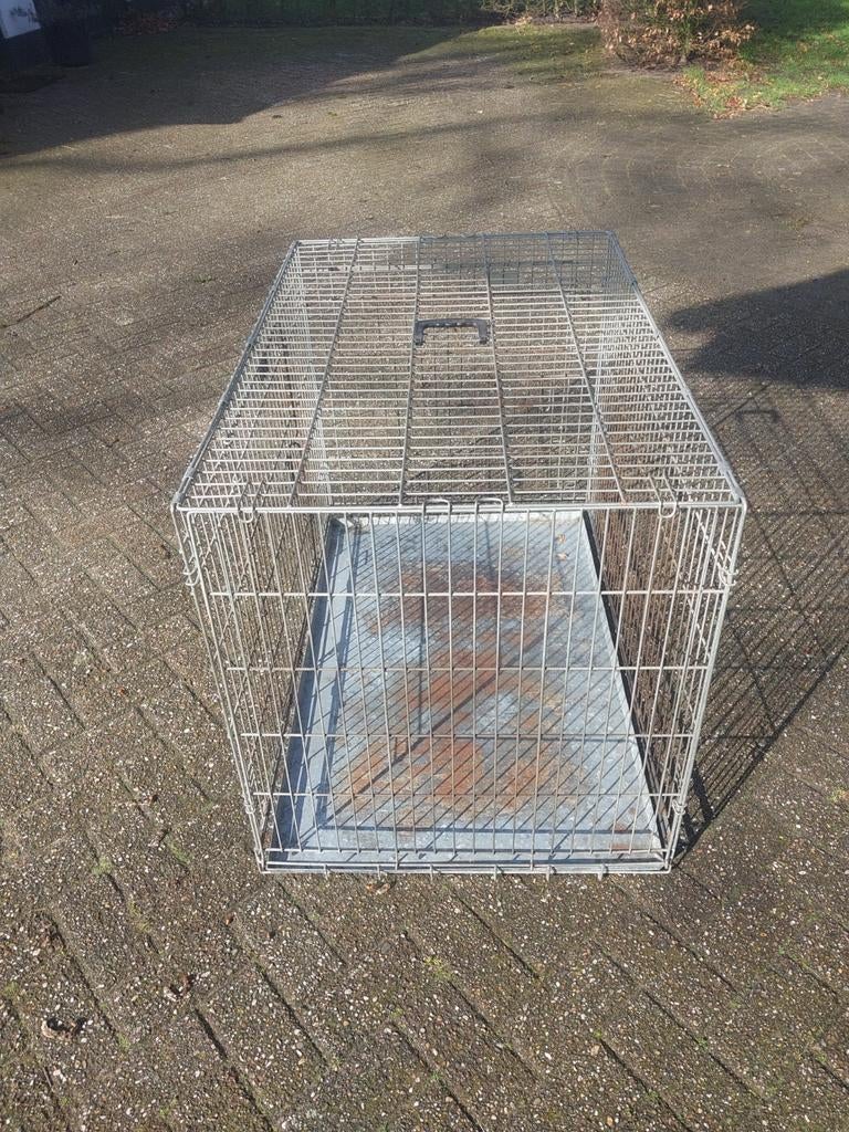 Te koop hondebench, Ophalen