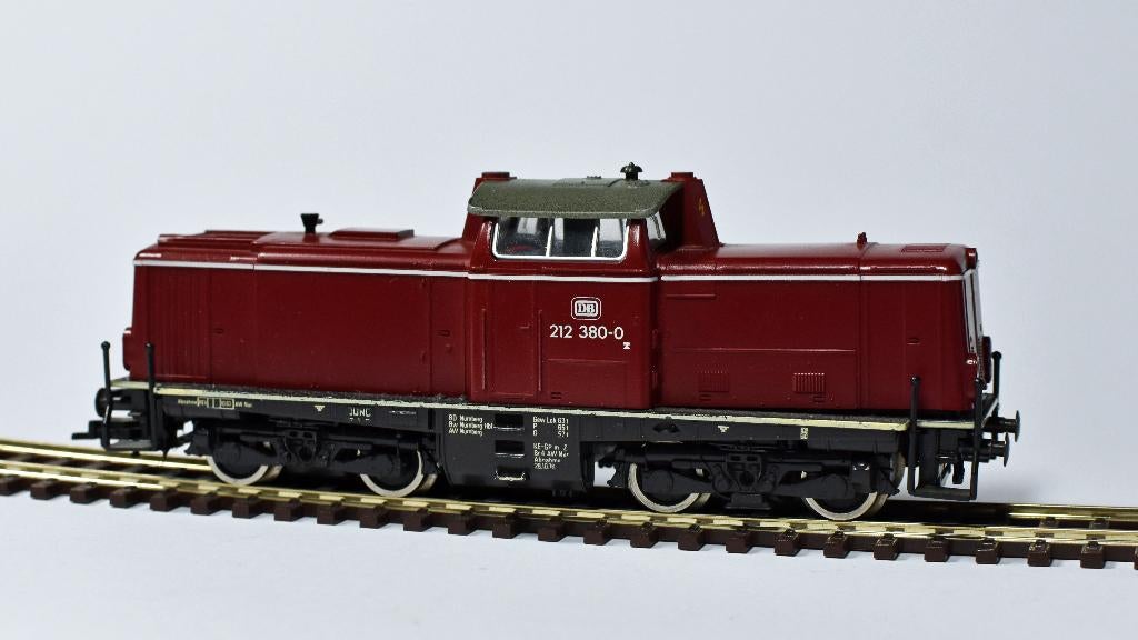 Fleischmann 4230 DB V100 dieselloc 212 380-0, Hobby en Vrije tijd, Gebruikt, Fleischmann, Ophalen of Verzenden, Analoog
