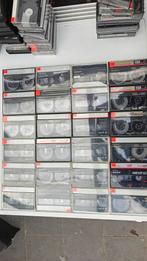 Grote partij van 57  video hi 8 banden, Audio, Tv en Foto, Videocamera's Analoog, Ophalen of Verzenden, 8mm