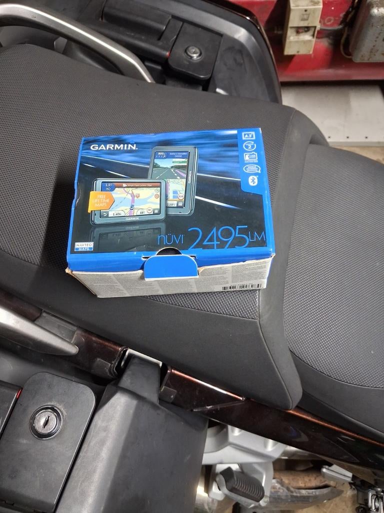 Garmin nüvi 2495LM Navigatiesysteem, Auto diversen, Autonavigatie, Zo goed als nieuw, Ophalen of Verzenden