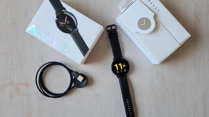 Samsung Galaxy Watch Active 2 LTE 44mm, Sieraden, Tassen en Uiterlijk, Smartwatches, Zo goed als nieuw, Android, Zwart, Calorieverbanding