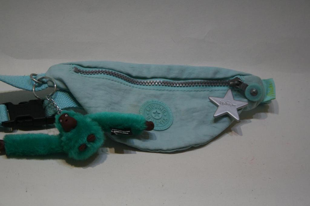 Kipling Heuptasje voor kinderen + pin + aapje als nieuw, Verzenden, Zo goed als nieuw, Overige kleuren, Overige typen