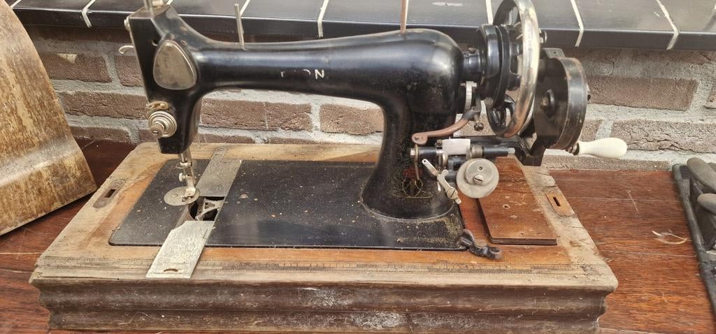 Antieke Union Handnaaimachine - Decoratief Vintage Stuk, Ophalen