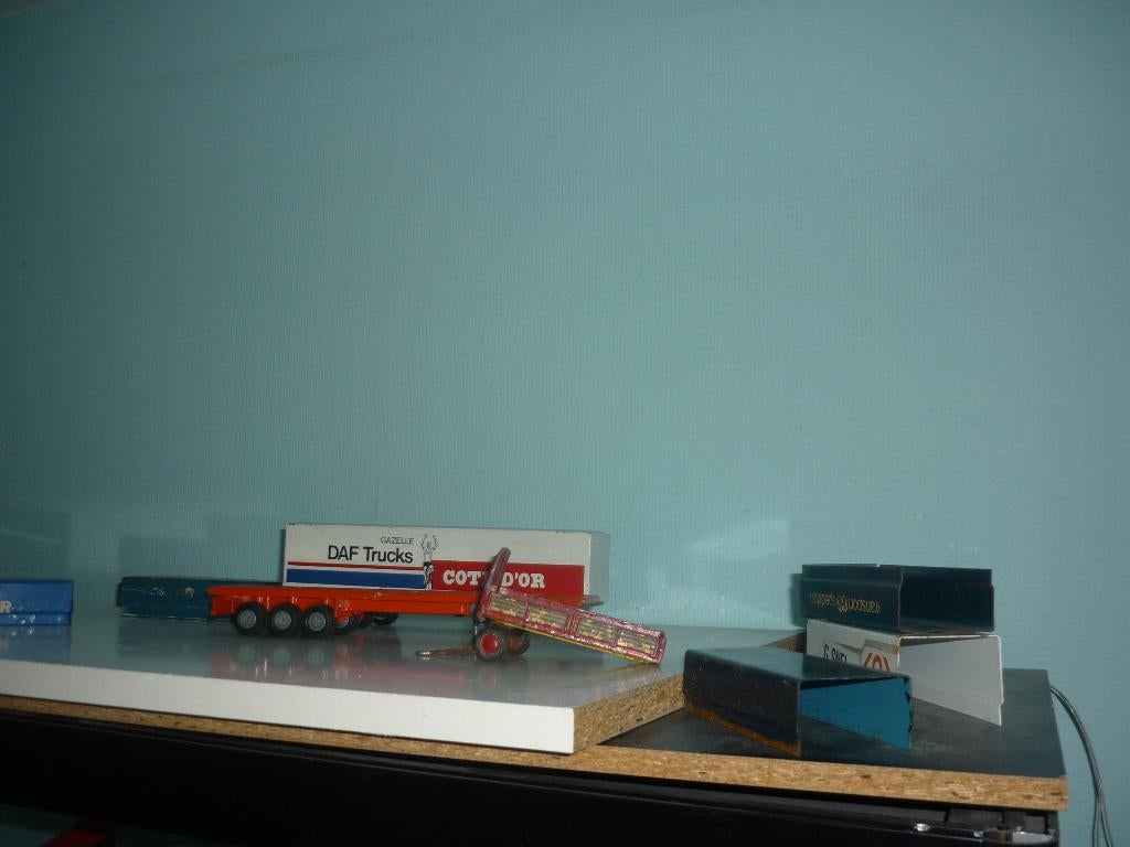 TEKNO LION SET, Hobby en Vrije tijd, Modelauto's | 1:50, Verzenden, Gebruikt, Bus of Vrachtwagen, Tekno