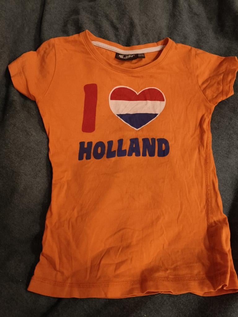 Oranje Koningsdag T-shirt 'I Love Holland' - Maat 110/116, Kinderen en Baby's, Kinderkleding | Maat 110, Gebruikt, Meisje, Ophalen of Verzenden