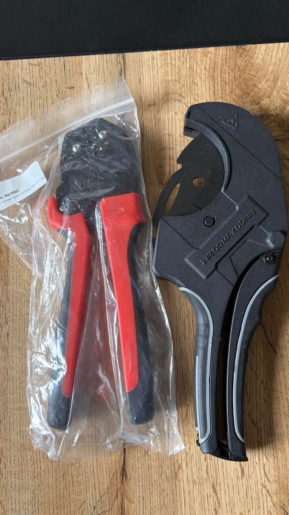 Buizenkniptang en krimptang, Ophalen, Zo goed als nieuw