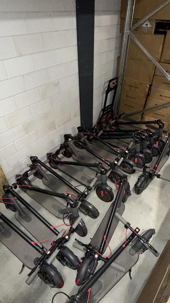 Elektrische Steps – bijna nieuwe, Fietsen en Brommers, Steps, Zo goed als nieuw, Elektrische step (E-scooter), Ophalen of Verzenden