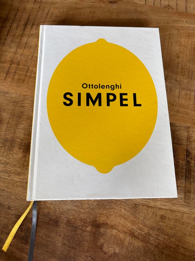 Ottolenghi SIMPEL kookboek, Boeken, Kookboeken, Hoofdgerechten, Vegetarisch, Ophalen of Verzenden, Zo goed als nieuw