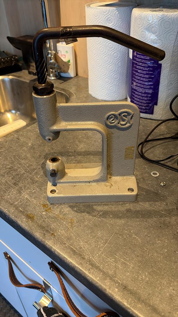 Spindelmachine voor leerbewerking, Ophalen, Gebruikt, Metaal, Overige merken