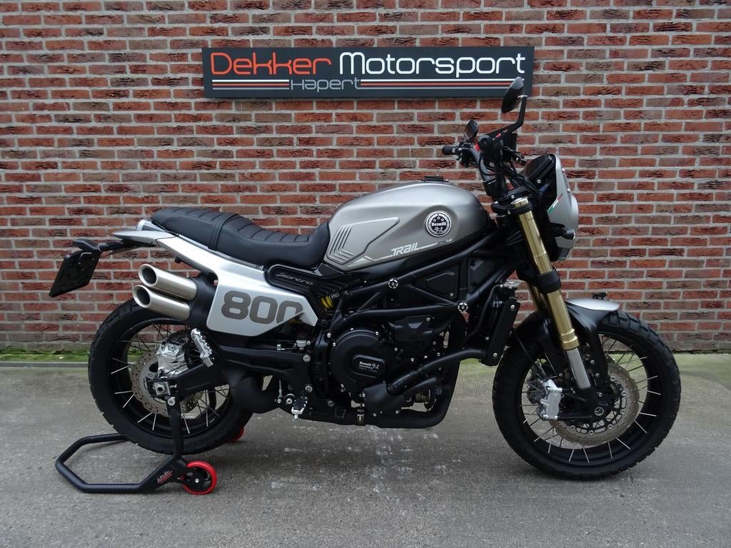 Benelli Leoncino 800 Trail # 2022 # 7200KM # Matt Grey #, -, 4 cilinders, Motorrijbewijs A, -