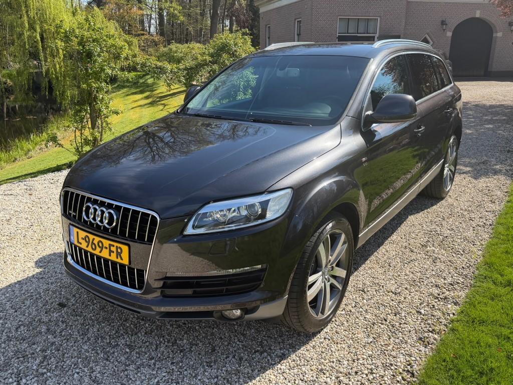 Audi Q7 4.2 FSI QUATTRO 5+2 Full Options #YOUNGTIMER, Auto's, Automaat, Gebruikt, 8 cilinders, 7 stoelen