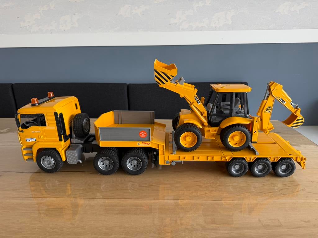 Bruder, Kinderen en Baby's, Speelgoed | Speelgoedvoertuigen, Zo goed als nieuw, Ophalen