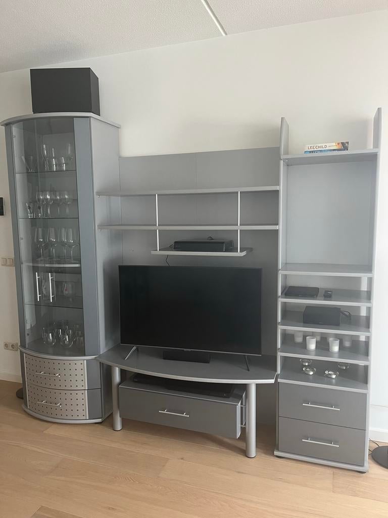Wand tv vitrinekast GRATIS, Ophalen, Gebruikt, 200 cm of meer, Glas