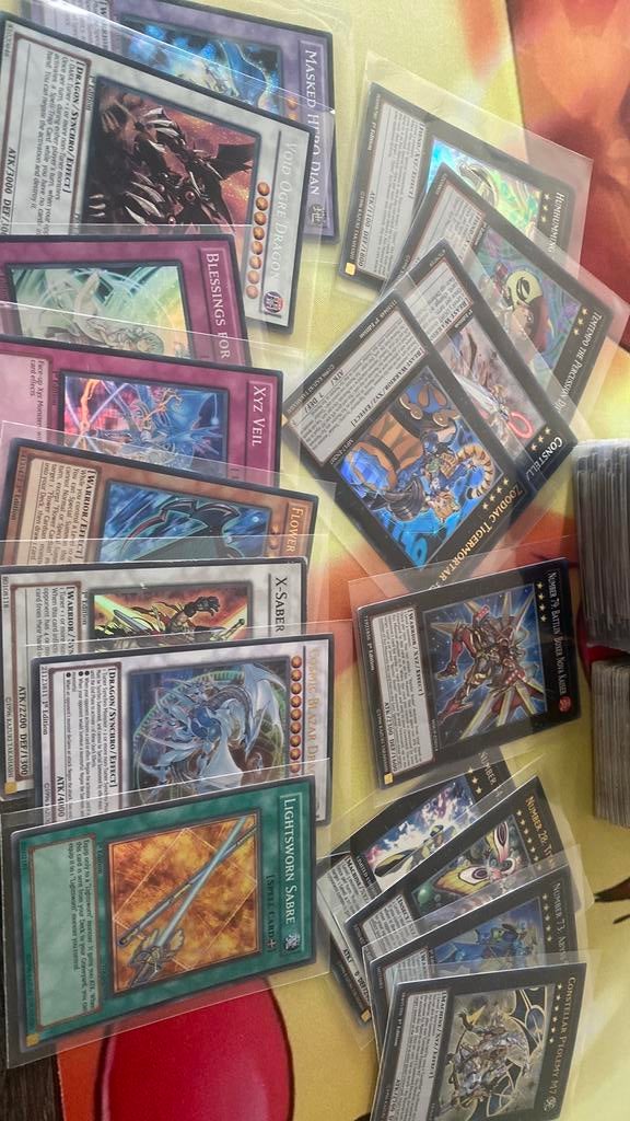 Yugioh kaarten, Hobby en Vrije tijd, Verzamelkaartspellen | Yu-gi-Oh!, Ophalen of Verzenden, Zo goed als nieuw, Meerdere kaarten