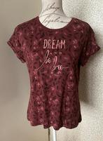 Donkerrood T-shirt met all-over veren mt L / EDC, Maat 42/44 (L), Ophalen of Verzenden, Zo goed als nieuw, Korte mouw