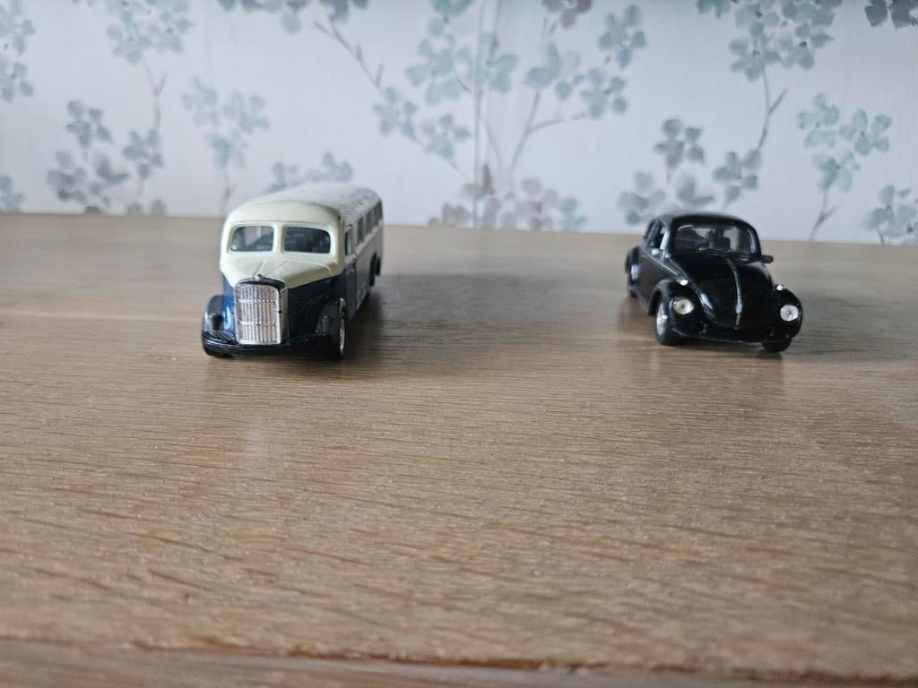 Oldtimer Mercedes-Benz Bus & Volkswagen Kever Modelauto's, Overige merken, Gebruikt, Auto, 1:32 tot 1:50
