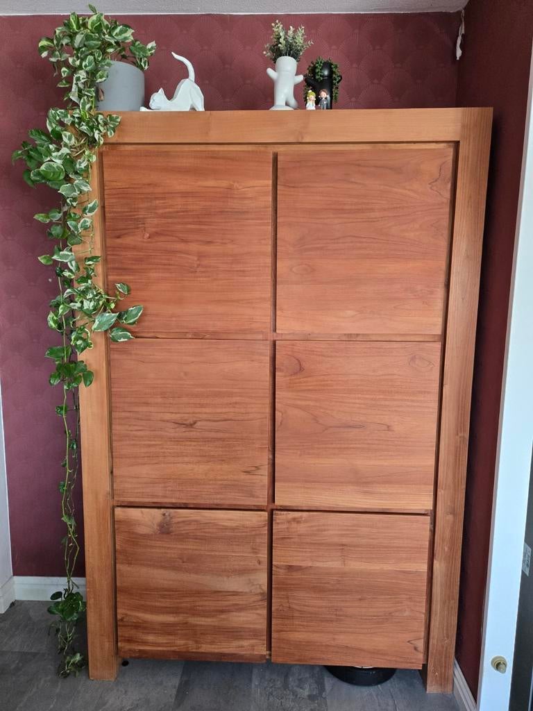 Massieve Teak Houten Kast - 140x45x210 cm, Ophalen of Verzenden, Zo goed als nieuw