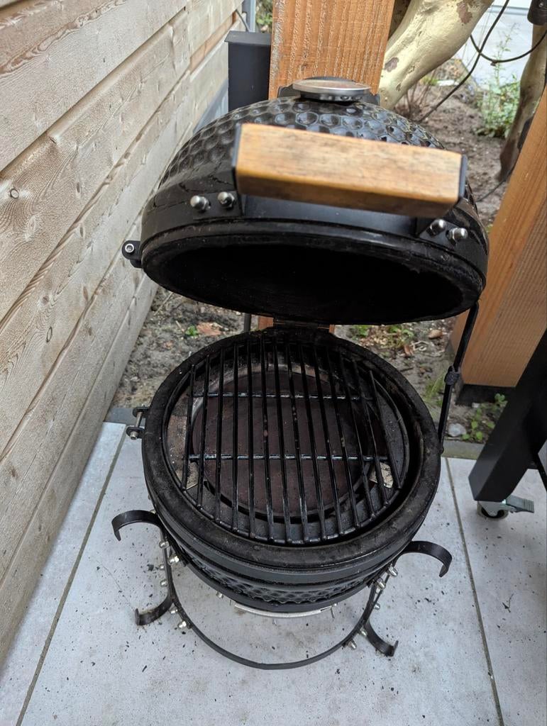Bushback 13 inch tafelmodel kamado, Ophalen, Gebruikt, Bushback, Met accessoires