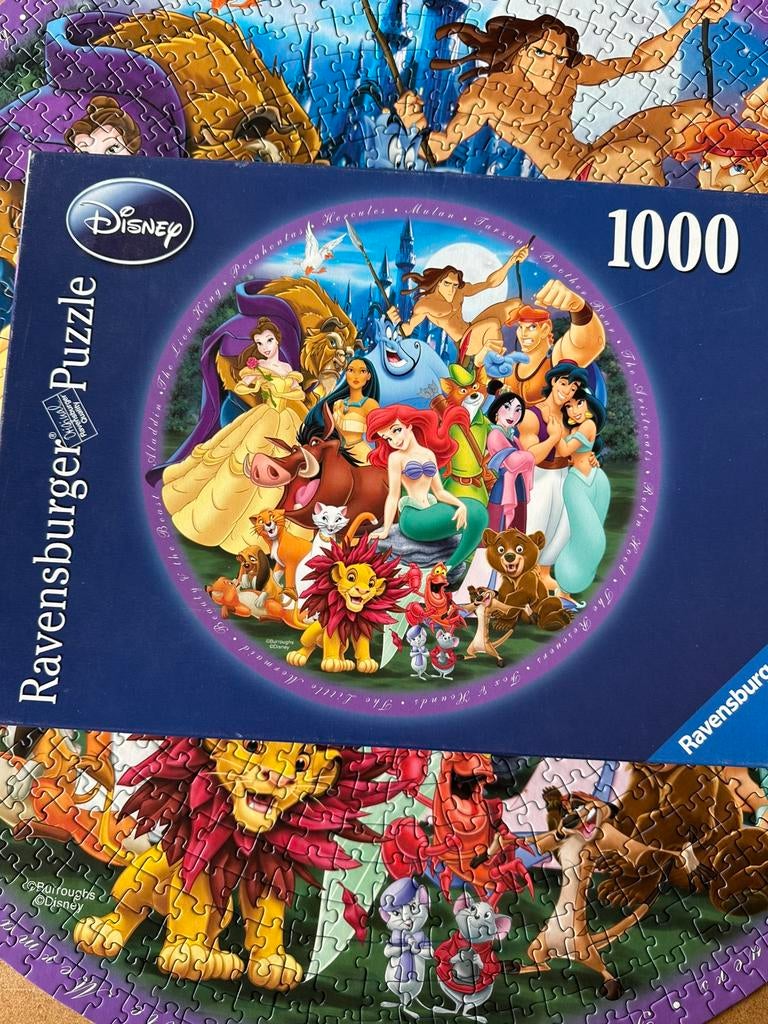 Ronde  Disney puzzel, Hobby en Vrije tijd, Denksport en Puzzels, Ophalen of Verzenden, 500 t/m 1500 stukjes, Zo goed als nieuw