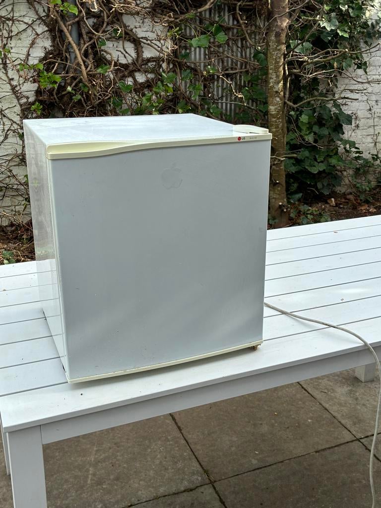 LG mini koelkast, Witgoed en Apparatuur, Koelkasten en IJskasten, Ophalen of Verzenden, Minder dan 75 liter, Zonder vriesvak, Gebruikt