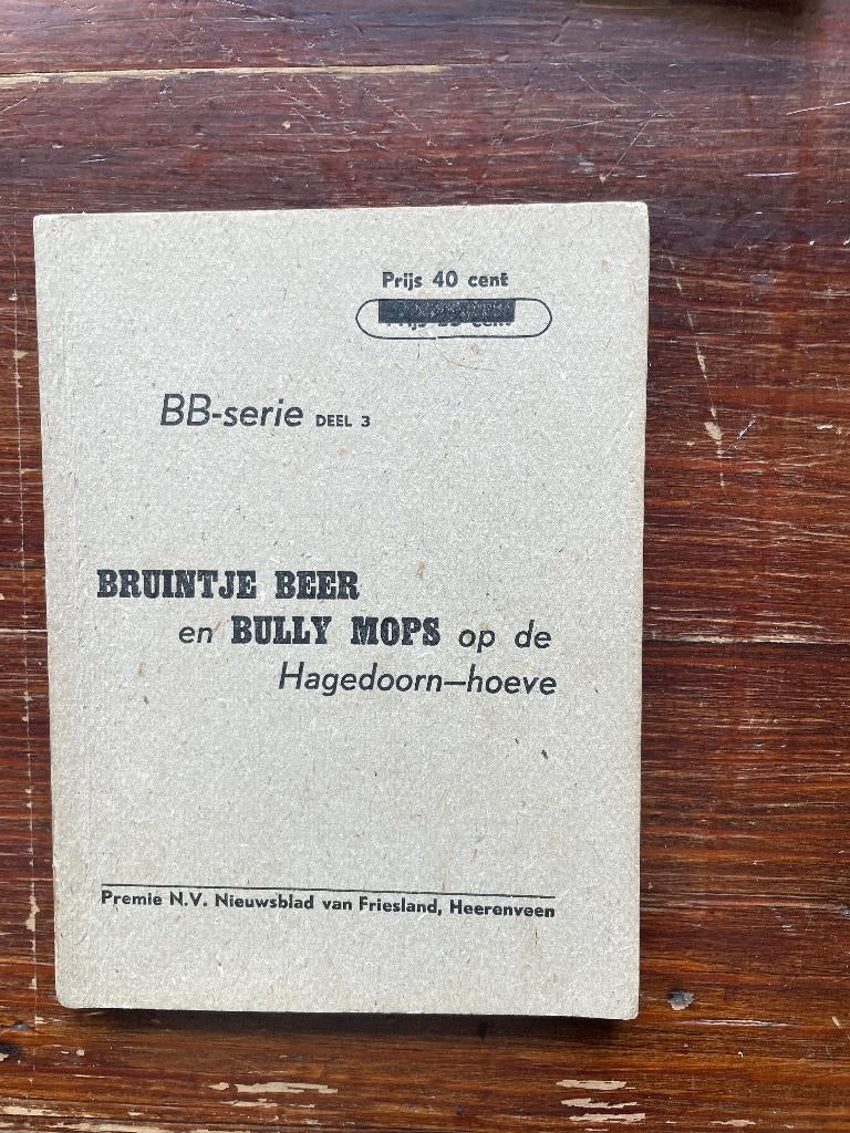 M Tourtel Bruintje Beer en Bully Mops op de Hagedoorn-hoeve, Boeken, Gelezen, Fictie algemeen, Ophalen of Verzenden, Mary Tourtel
