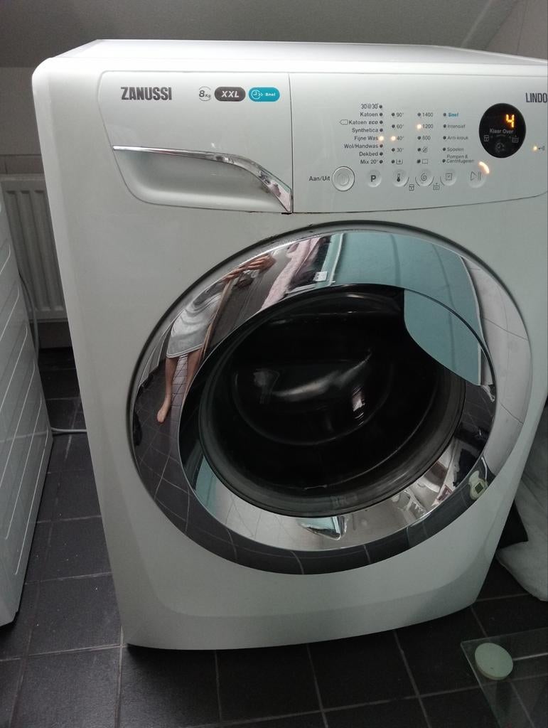 Zanussi xxl wasmachine, Witgoed en Apparatuur, Ophalen, Gebruikt, 1200 tot 1600 toeren, 85 tot 90 cm