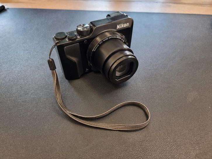 Nikon A1000 compactcamera met 4 batterijen, Audio, Tv en Foto, Fotocamera's Digitaal, Zo goed als nieuw, Compact, Nikon, 8 keer of meer
